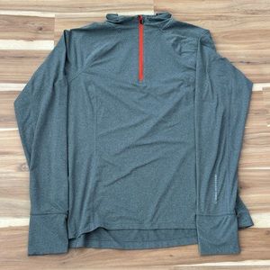 Ladies Noble Outfitters Mock Neck 1/4 zip pullover.  Sz XL.